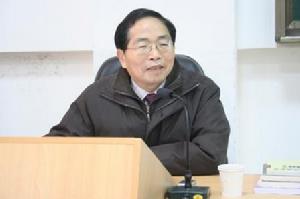 副會長覃乃昌- 在百色學院講學