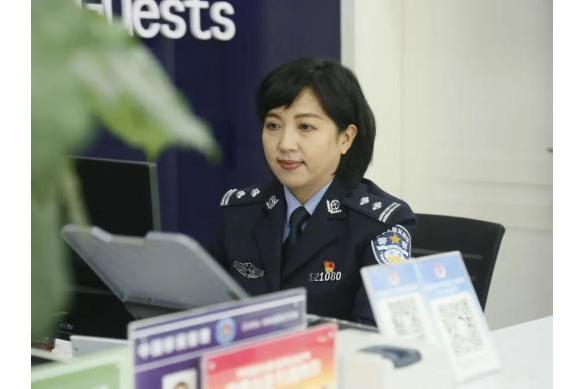 王芳(隴南市武都區公安局出入境管理大隊大隊長)