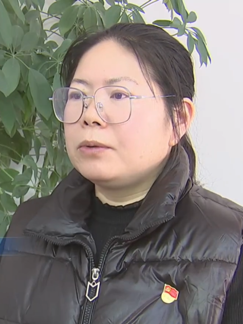 周雪梅(西藏自治區日喀則市總工會黨組書記、常務副主席) 周雪梅(西藏自治區日喀則市總工會黨組書記、常務副主席)