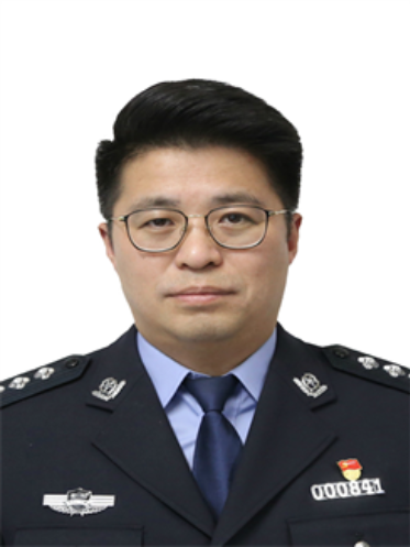 程鑫(安徽省公安廳教育訓練處處長) 程鑫(安徽省公安廳教育訓練處處長)