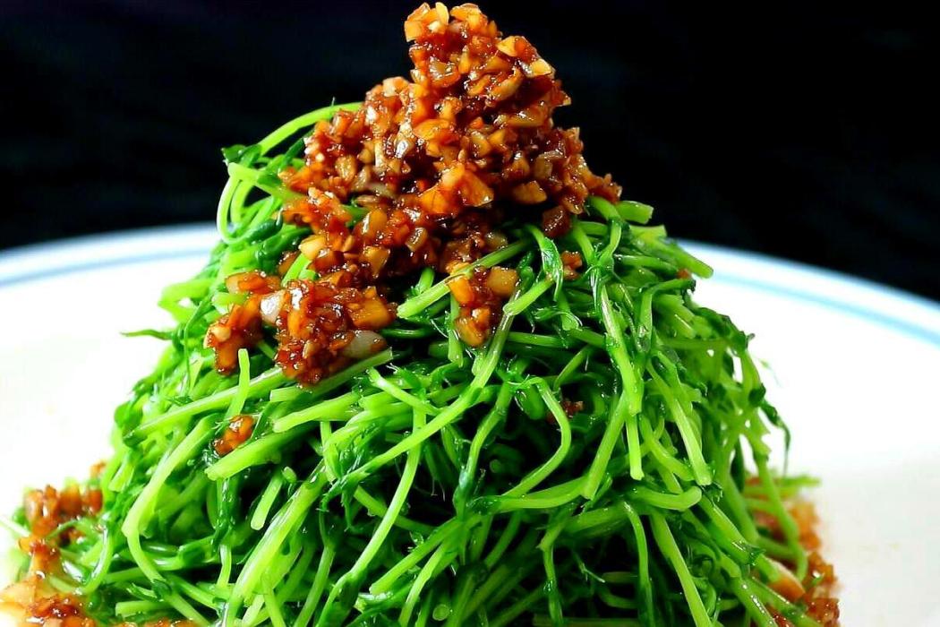 蒜蓉豆苗 蒜蓉豆苗