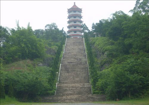 桂東南抗日武裝起義烈士紀念塔