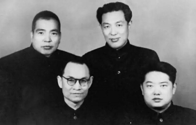 20世紀50年代在北京合影，左起：袁勃、張磐石、李莊、安崗
