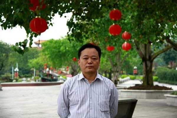 朱鳳森(滄州師範學院教授) 朱鳳森(滄州師範學院教授)