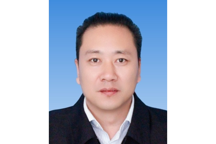 王軍(華嘉能源新疆集團有限公司董事長)