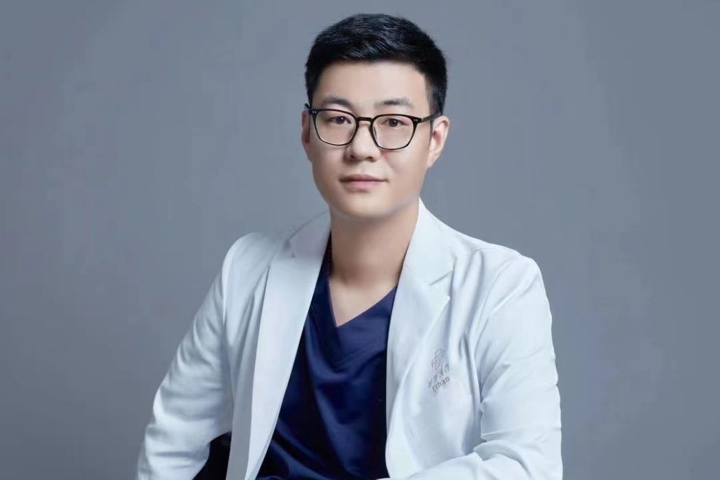 徐洋(北京柏晟醫療美容門診部醫生) 徐洋(北京柏晟醫療美容門診部醫生)