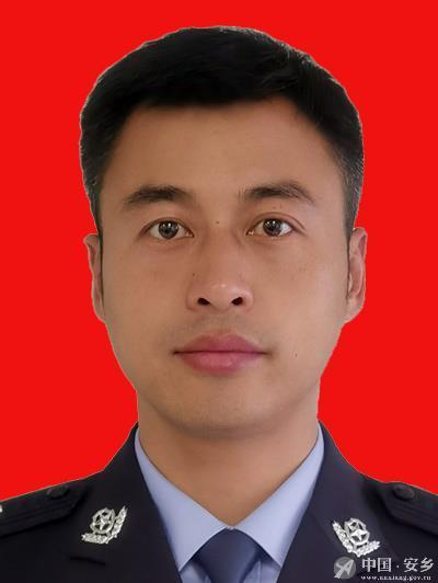 肖偉(湖南省常德市安鄉縣公安局黨委委員、政工監督室主任) 肖偉(湖南省常德市安鄉縣公安局黨委委員、政工監督室主任)