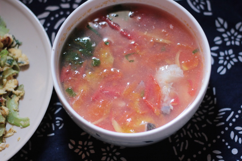 西紅柿鱈魚湯 西紅柿鱈魚湯