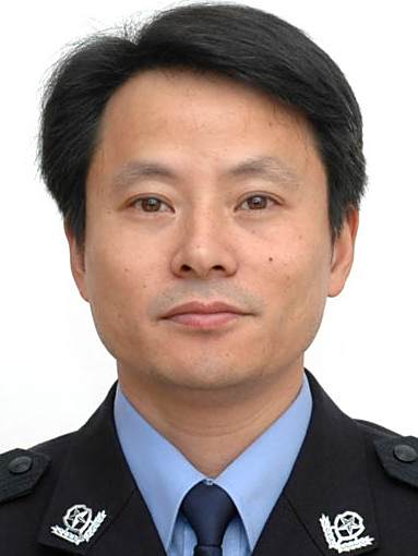 蔣德安(浙江省寧波市公安局鎮海分局黨委委員、交警大隊大隊長) 蔣德安(浙江省寧波市公安局鎮海分局黨委委員、交警大隊大隊長)