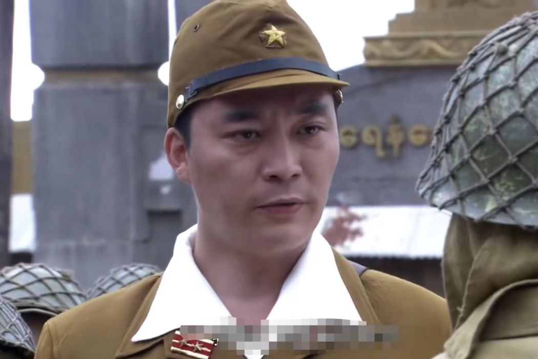 楊泉(抗戰劇《黑玫瑰之鐵血女騎兵》中的角色) 楊泉(抗戰劇《黑玫瑰之鐵血女騎兵》中的角色)