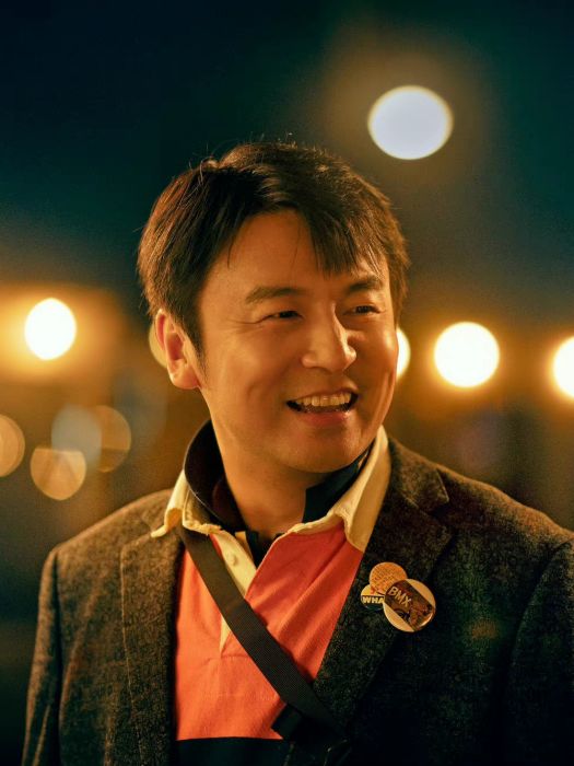 仲達(電影《交換人生》中的角色,由雷佳音飾演。) 仲達(電影《交換人生》中的角色,由雷佳音飾演。)