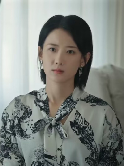 蘇雨寧(電視劇《女人的抉擇》中的角色) 蘇雨寧(電視劇《女人的抉擇》中的角色)