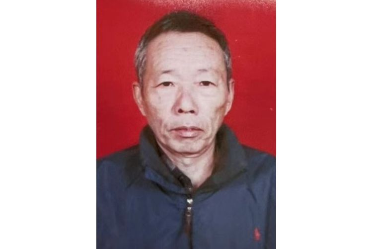 董瑞琪(西安某國有軍工企業退休職工) 董瑞琪(西安某國有軍工企業退休職工)