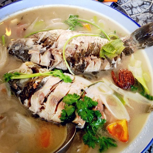 清湯鯽魚 清湯鯽魚