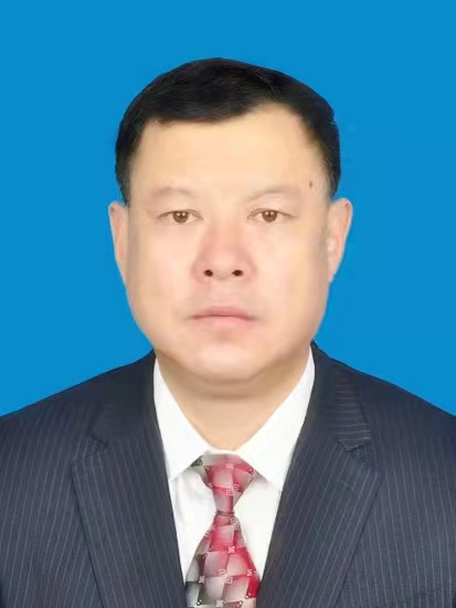 顧永強(黑龍江省綏化市綏稜縣政協副主席) 顧永強(黑龍江省綏化市綏稜縣政協副主席)