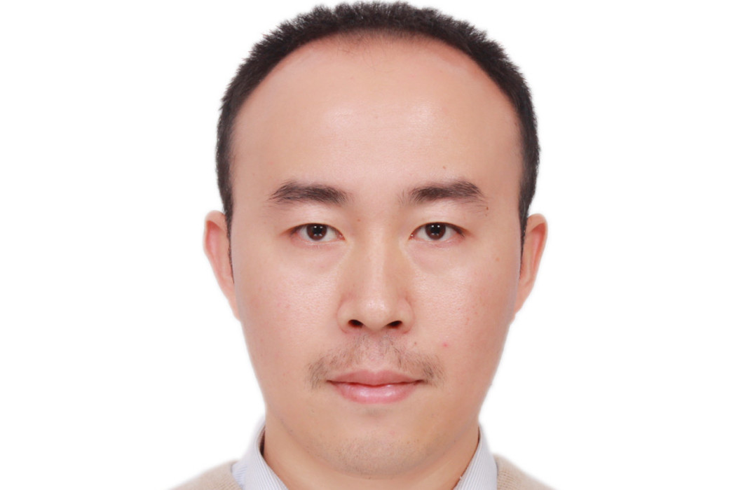 吉亮亮 吉亮亮