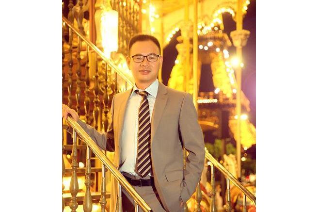路延熹 路延熹