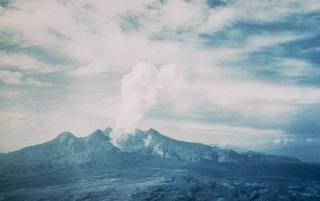 拉明頓火山