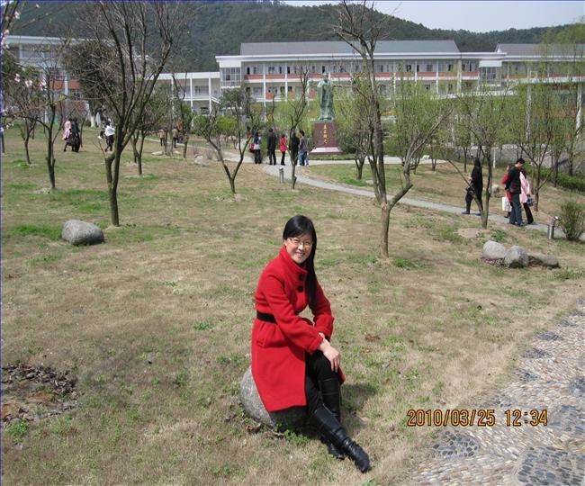 邢旭梅 邢旭梅