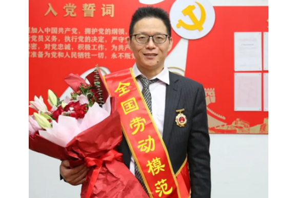 任敏華(中國電子科技集團公司副總工程師) 任敏華(中國電子科技集團公司副總工程師)