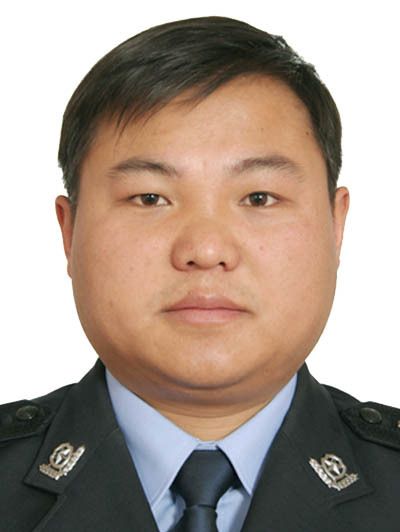 魏明(昭通市鹽津縣人民政府副縣長、公安局局長) 魏明(昭通市鹽津縣人民政府副縣長、公安局局長)
