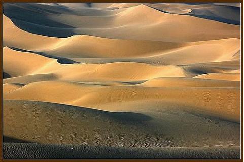 庫姆塔格沙漠