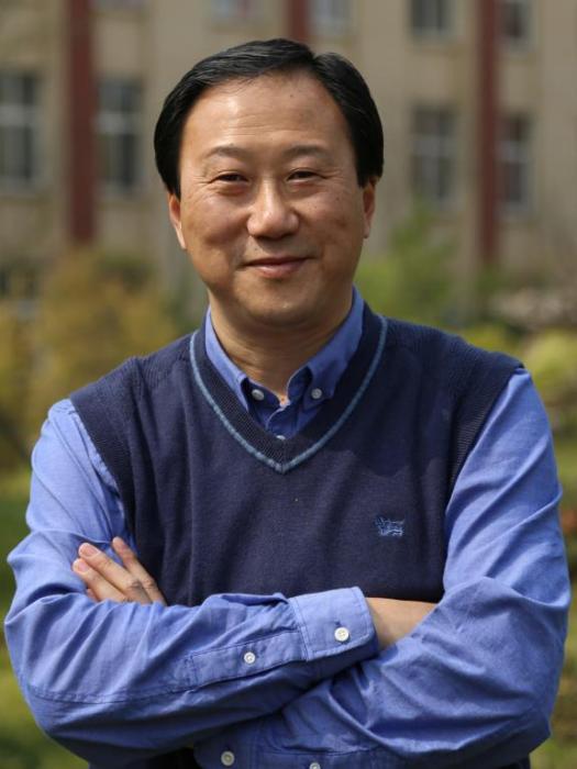 李曉川(教授 ,成都文理學院傳媒學院副院長) 李曉川(教授 ,成都文理學院傳媒學院副院長)