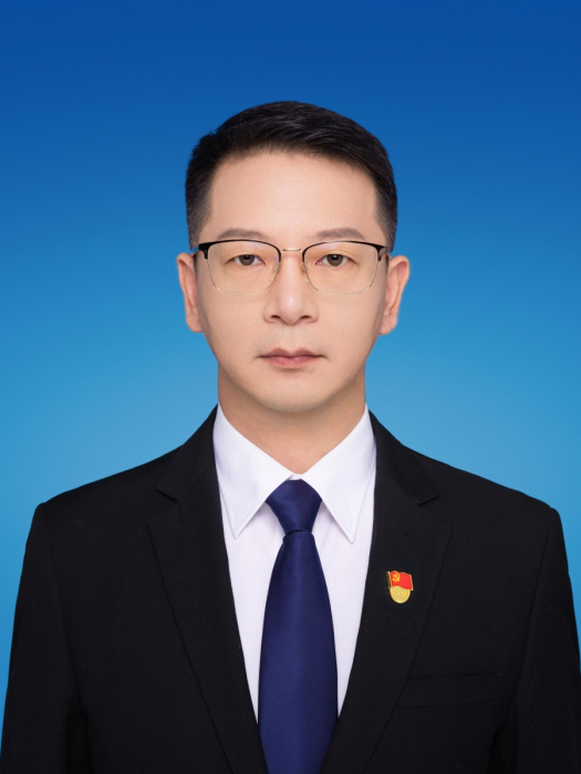 王金權(浙江省寧波市慈谿市逍林鎮黨委副書記、鎮長) 王金權(浙江省寧波市慈谿市逍林鎮黨委副書記、鎮長)