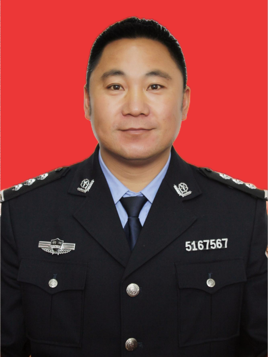 康華(四川省甘孜藏族自治州爐霍縣司法局副局長) 康華(四川省甘孜藏族自治州爐霍縣司法局副局長)