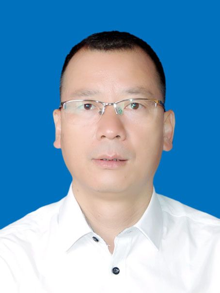 齊林(貴州西秀經濟開發區黨工委委員、管委會副主任) 齊林(貴州西秀經濟開發區黨工委委員、管委會副主任)