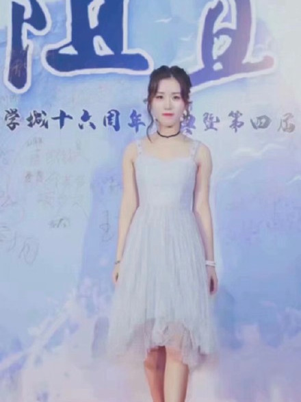 莫晨歡 莫晨歡