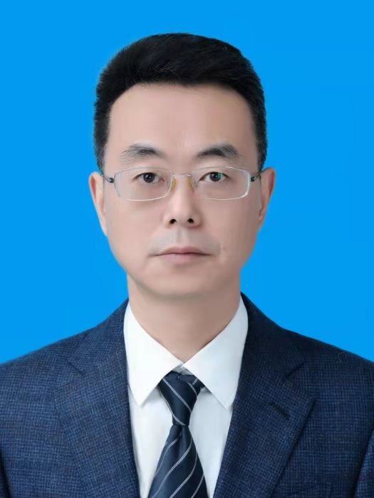 熊偉(重慶市南岸區發展和改革委員會黨組成員、副主任) 熊偉(重慶市南岸區發展和改革委員會黨組成員、副主任)