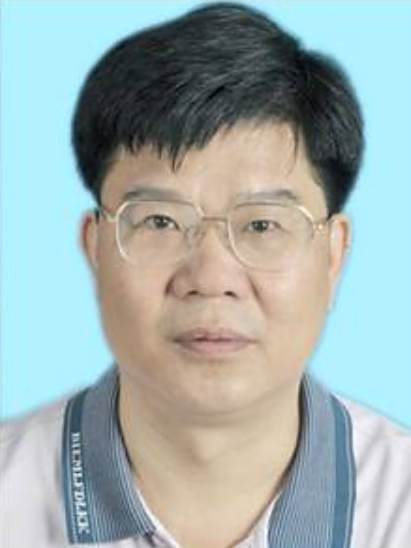 張新金(廣東省興寧市委教育工委委員、教育局黨組成員、副局長) 張新金(廣東省興寧市委教育工委委員、教育局黨組成員、副局長)