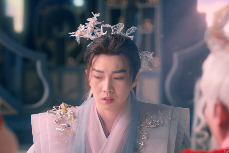 李天王(電視劇《七時吉祥》中的男配角) 李天王(電視劇《七時吉祥》中的男配角)