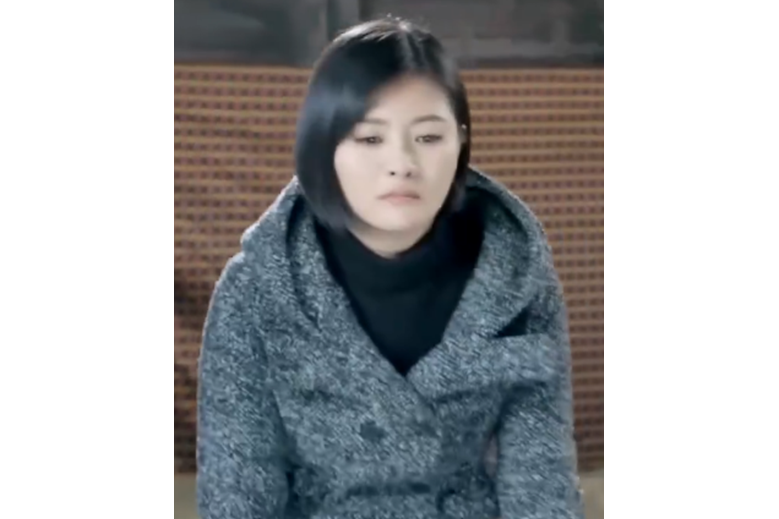 李丹陽(抗戰劇《野山鷹》中的角色,由演員鄭茜飾演) 李丹陽(抗戰劇《野山鷹》中的角色,由演員鄭茜飾演)