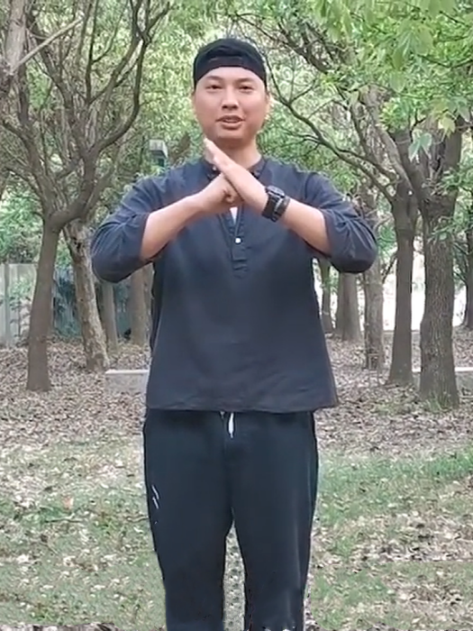 蔣浩(國產特攝《鎧甲勇士》系列的皮套演員扮演者) 蔣浩(國產特攝《鎧甲勇士》系列的皮套演員扮演者)