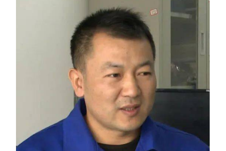 黃剛(山東長城電梯有限公司工作人員) 黃剛(山東長城電梯有限公司工作人員)