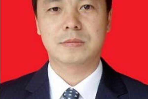 岳鋒(長沙市文化旅遊廣電局黨組成員、副局長)