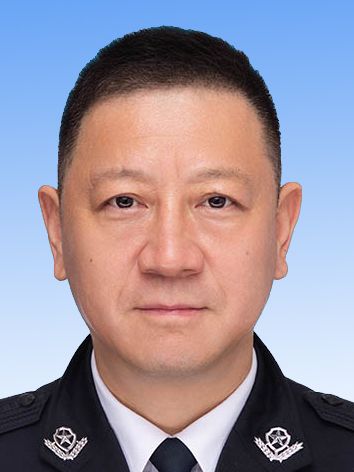 周彤(重慶市公安局高新區分局黨委委員、紀委書記) 周彤(重慶市公安局高新區分局黨委委員、紀委書記)