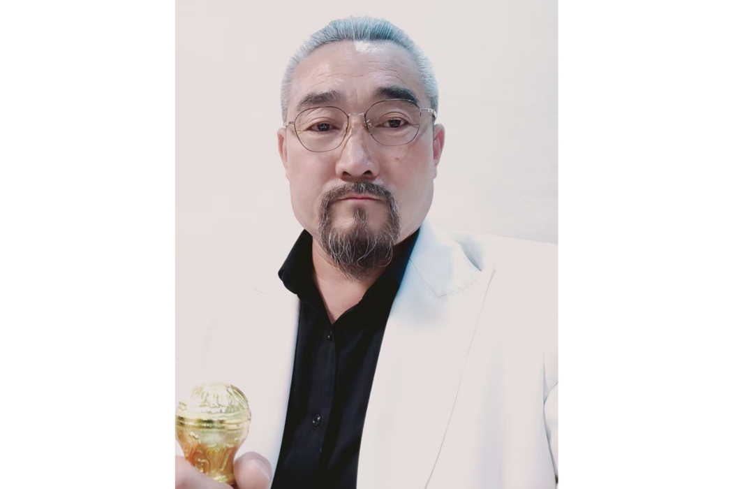 曹宏偉(演員) 曹宏偉(演員)