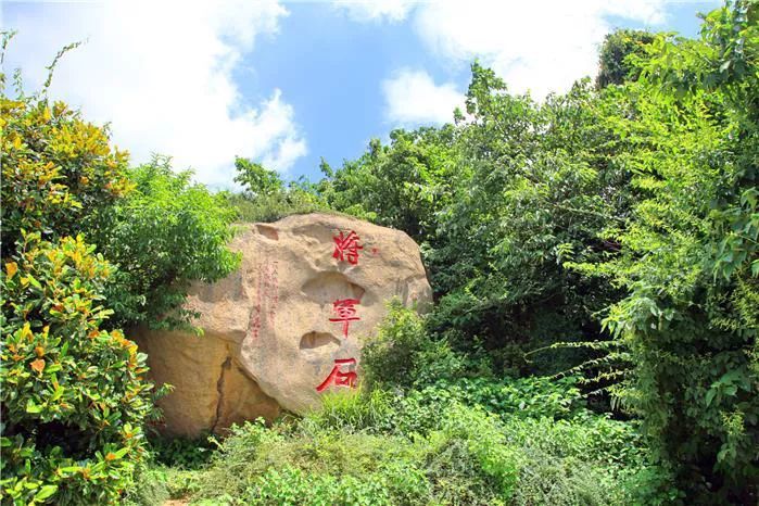 將軍石(河南省新縣鄭維山將軍石)