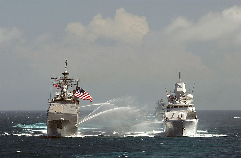 七省級與美國海軍提康德羅加級聯合訓練