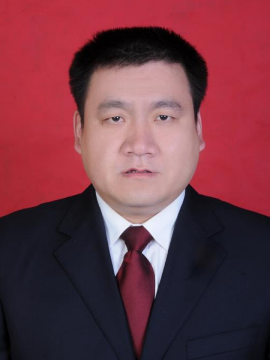 張高峰(山西省運城市夏縣司法局黨組成員、副局長) 張高峰(山西省運城市夏縣司法局黨組成員、副局長)