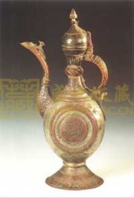維吾爾族刻花填漆銅水壺