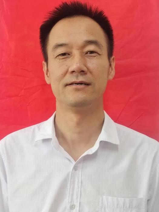 徐治華(湖南省常德市臨澧縣鄉村振興局黨組成員、副局長) 徐治華(湖南省常德市臨澧縣鄉村振興局黨組成員、副局長)