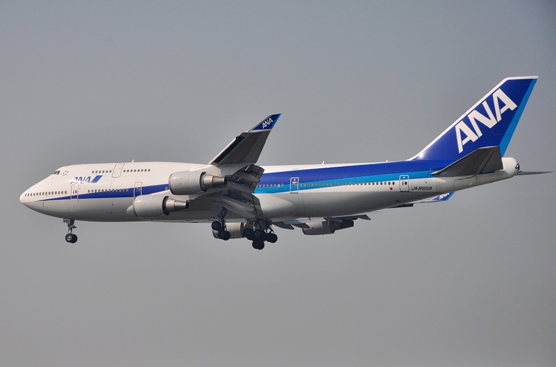 波音747-400ER