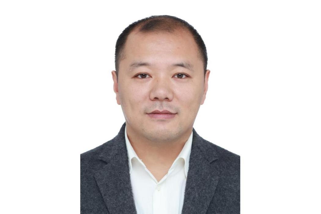 石運東 石運東