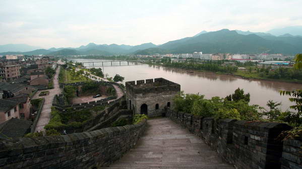 台州府城牆與靈江
