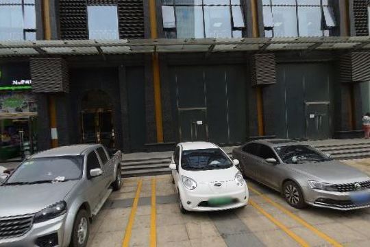 歐亞廣場 歐亞廣場