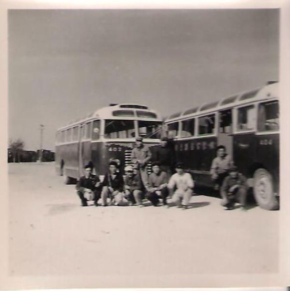 第一代伊卡魯斯公車